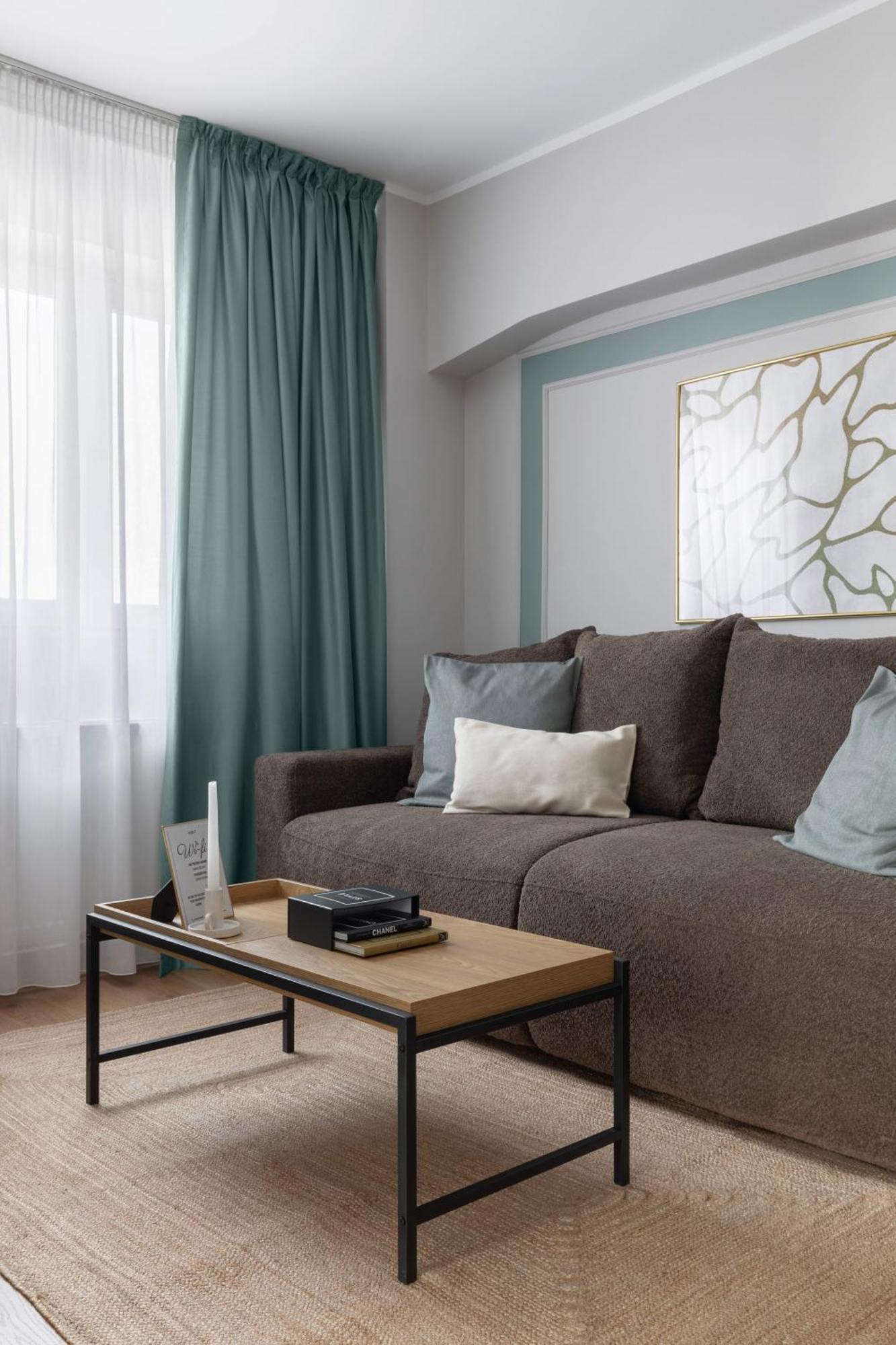 Holt - Sublime Minty Green 1Br On The Park Bukurešť Exteriér fotografie